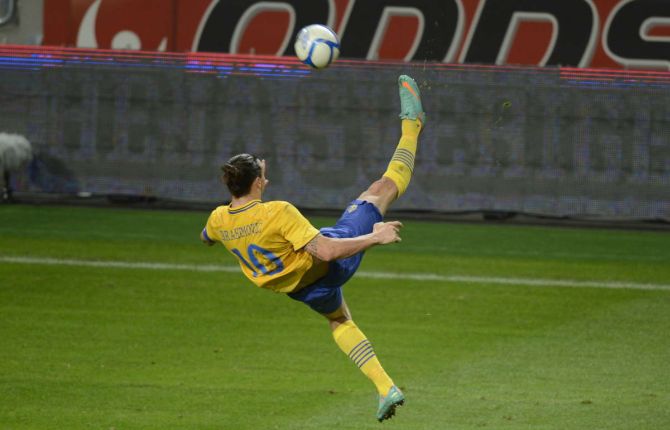 Zlatan Ibrahimovic: Top 10 acrobatic goals! [video]