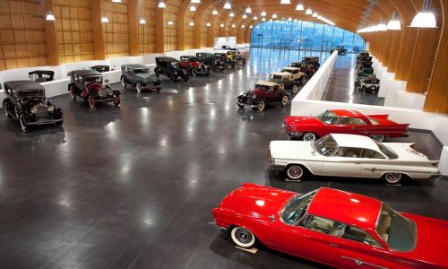 Το μεγαλύτερο μουσείο αυτοκινήτου στον κόσμο [pics]